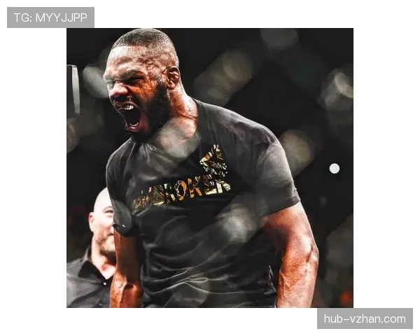 乔恩·琼斯一刷社媒，我的月薪瞬间变零花钱